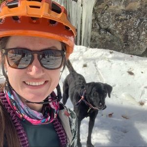 Meet your Posher, Danielle